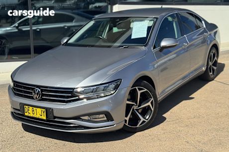 Silver 2022 Volkswagen Passat Sedan 140Tsi Business