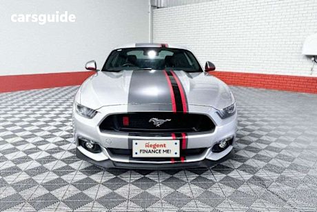 Silver 2017 Ford Mustang Coupe GT R
