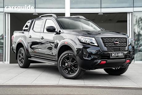 Black 2025 Nissan Navara Dual Cab Pick-up Pro-4X (4X4)