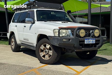 White 2008 Nissan Patrol SUV ST-L 4X4