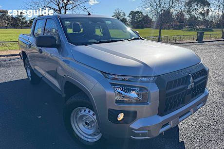 Silver 2025 Mitsubishi Triton Ute Tray GLX 4X4