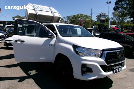 White 2019 Toyota Hilux X Cab Cab Chassis Sr (4X4)