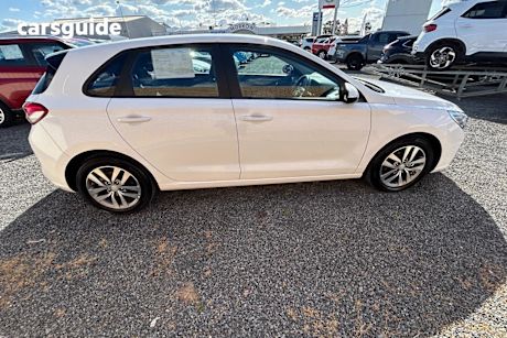 White 2020 Hyundai I30 Hatchback Active