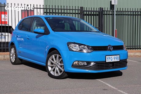 Blue 2017 Volkswagen Polo Hatchback Urban + (81Tsi)