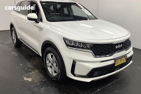 White 2023 Kia Sorento Wagon S 7 Seat