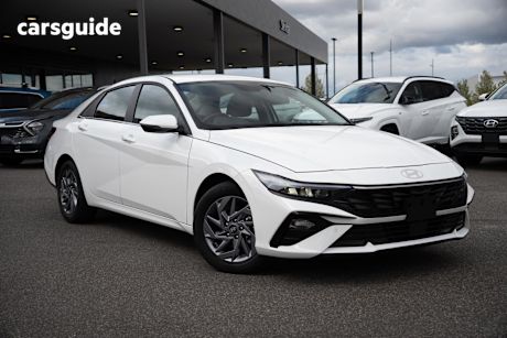 White 2024 Hyundai I30 Sedan HYBRID F