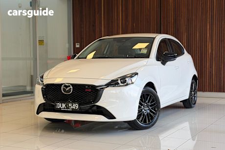 White 2025 Mazda Mazda2 Hatch G15 EVOLVE F