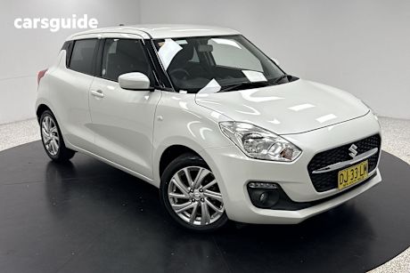 White 2023 Suzuki Swift Hatch GL F