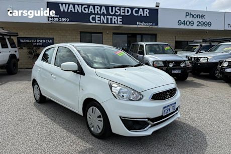 White 2016 Mitsubishi Mirage Hatchback Es