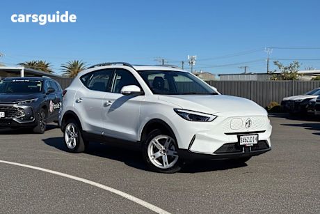 White 2023 MG ZS EV SUV ESSENCE F