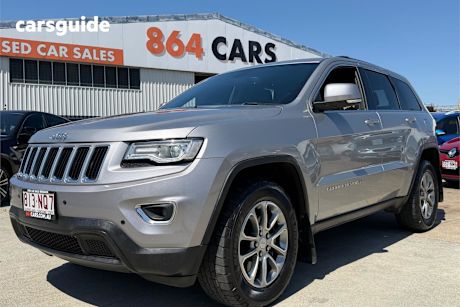 Silver 2014 Jeep Grand Cherokee SUV LAREDO 4X4