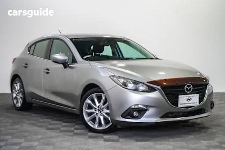 Silver 2014 Mazda 3 Hatchback Sp25
