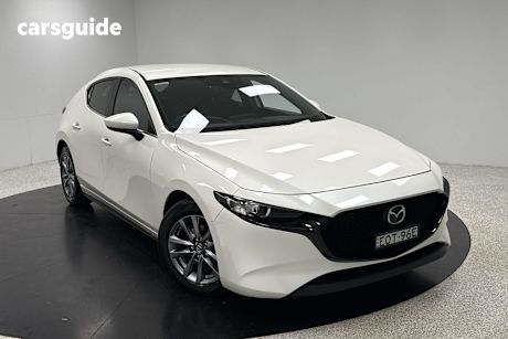 White 2021 Mazda Mazda3 Hatch G20 PURE F