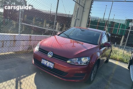 Red 2014 Volkswagen Golf Hatchback 90 Tsi Comfortline