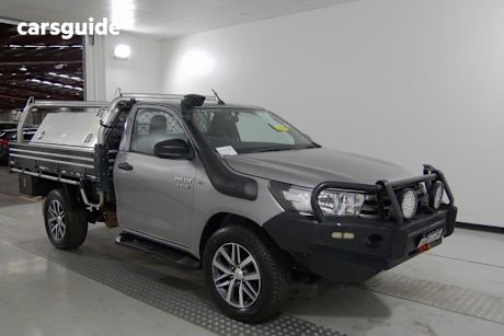Silver 2018 Toyota Hilux Cab Chassis Sr (4X4)