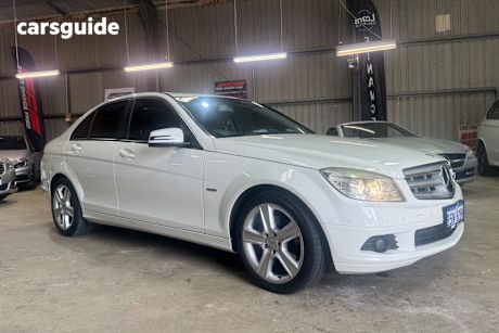 White 2010 Mercedes-Benz 200 Sedan CGI W204 MY10