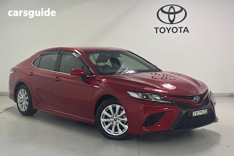 Red 2019 Toyota CAMRY HYBRID Sedan ASCENT SPORT F
