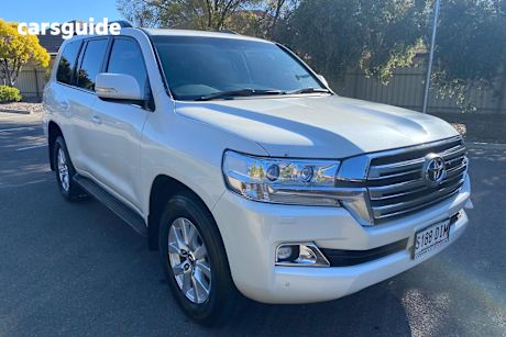 White 2016 Toyota Landcruiser SUV VX 4X4