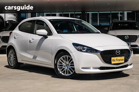White 2023 Mazda Mazda2 Hatch G15 EVOLVE F