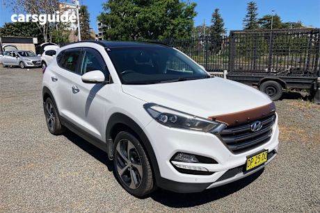 White 2017 Hyundai Tucson SUV HIGHLANDER 4X4
