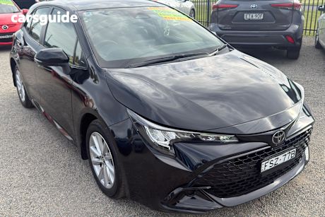 Black 2023 Toyota Corolla Hatch ASCENT SPORT F