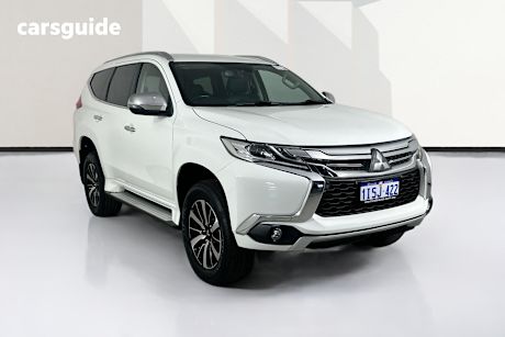 White 2017 Mitsubishi Pajero Sport Wagon Gls (4X4) 7 Seat