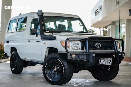 White 2014 Toyota Landcruiser Workmate (4X4) 11 Seat
