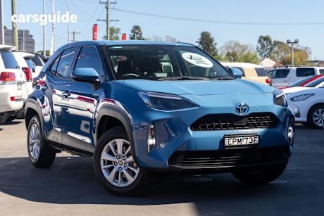 Blue 2021 Toyota Yaris Cross SUV GX F