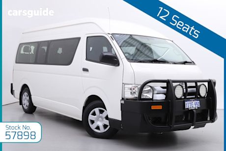 White 2018 Toyota HiAce Bus Commuter (12 Seats)