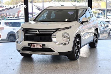 White 2022 Mitsubishi Outlander Wagon Aspire 7 Seat (Awd)