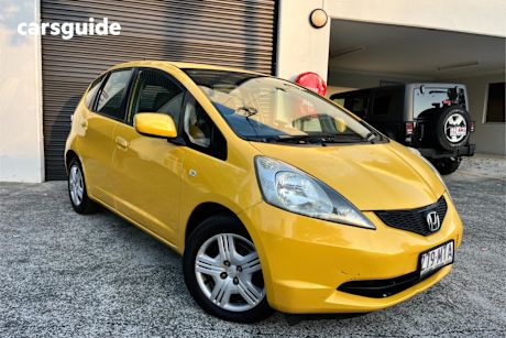 Yellow 2009 Honda Jazz Hatch GLI F