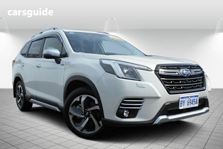 White 2024 Subaru Forester Wagon Hybrid S (Awd)