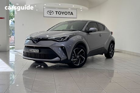 Silver 2021 Toyota C-HR SUV KOBA F