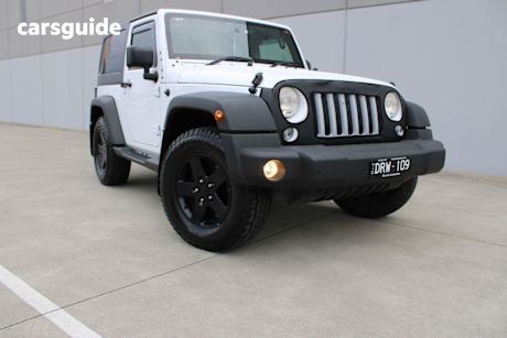 White 2015 Jeep Wrangler Hardtop Overland (4X4)