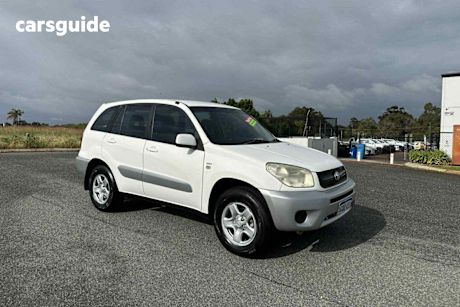 White 2004 Toyota RAV4 Wagon Cv (4X4)
