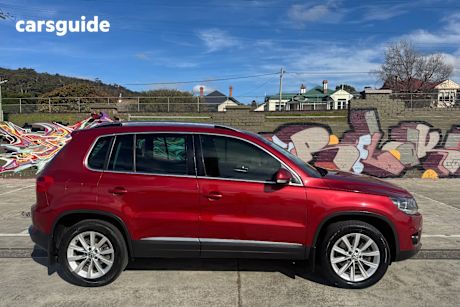 Burgundy 2012 Volkswagen Tiguan Wagon 155 Tsi (4X4)