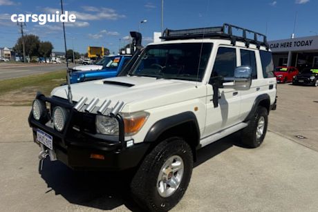White 2007 Toyota Landcruiser SUV WORKMATE 4X4