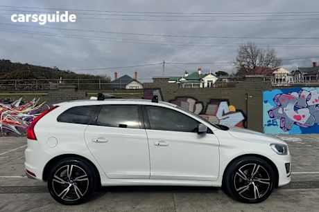 White 2016 Volvo XC60 Wagon D5 R-Design