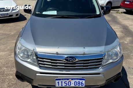 Silver 2010 Subaru Forester Wagon X