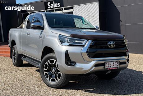 Silver 2020 Toyota Hilux Ute Tray SR5 4X4