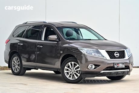 Brown 2015 Nissan Pathfinder SUV ST F