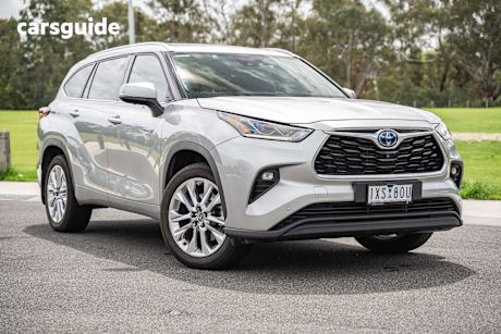 Silver 2022 Toyota Kluger SUV GRANDE 4X4