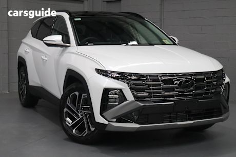 White 2025 Hyundai Tucson SUV PREMIUM 4X4