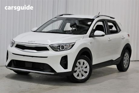 White 2022 Kia Stonic Wagon S