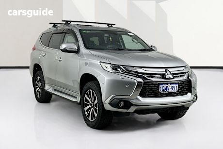 Silver 2017 Mitsubishi Pajero Sport Wagon Exceed (4X4) 7 Seat