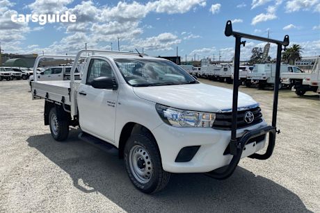 2017 Toyota Hilux Ute Tray SR 4X4
