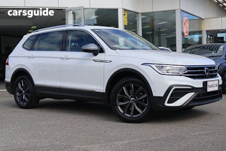 White 2023 Volkswagen Tiguan SUV 110TSI LIFE F