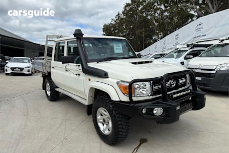 White 2017 Toyota Landcruiser Double Cab Chassis Gxl (4X4)