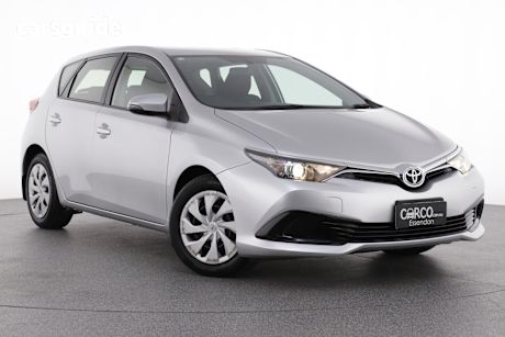 Silver 2015 Toyota Corolla Hatch ASCENT SPORT F