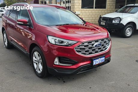 Red 2019 Ford Endura Wagon Trend (Awd)